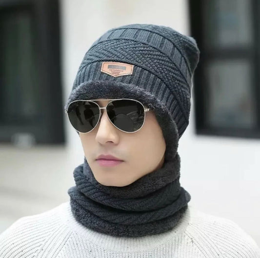 Beanie Wool Cap With Neck Warmer. Full Set-2 Pieces.and gloves 

Material: Soft & Skin-Friendly Wool Fabric
Unisex Caps and gloves ( For Both Men & Women